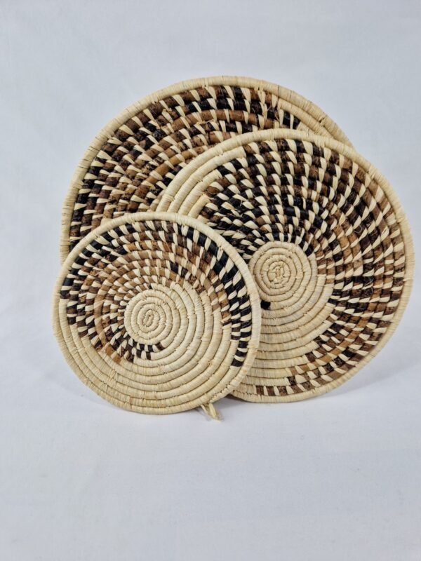 White and Brown Spiral Wall Baskets(White) - Image 4
